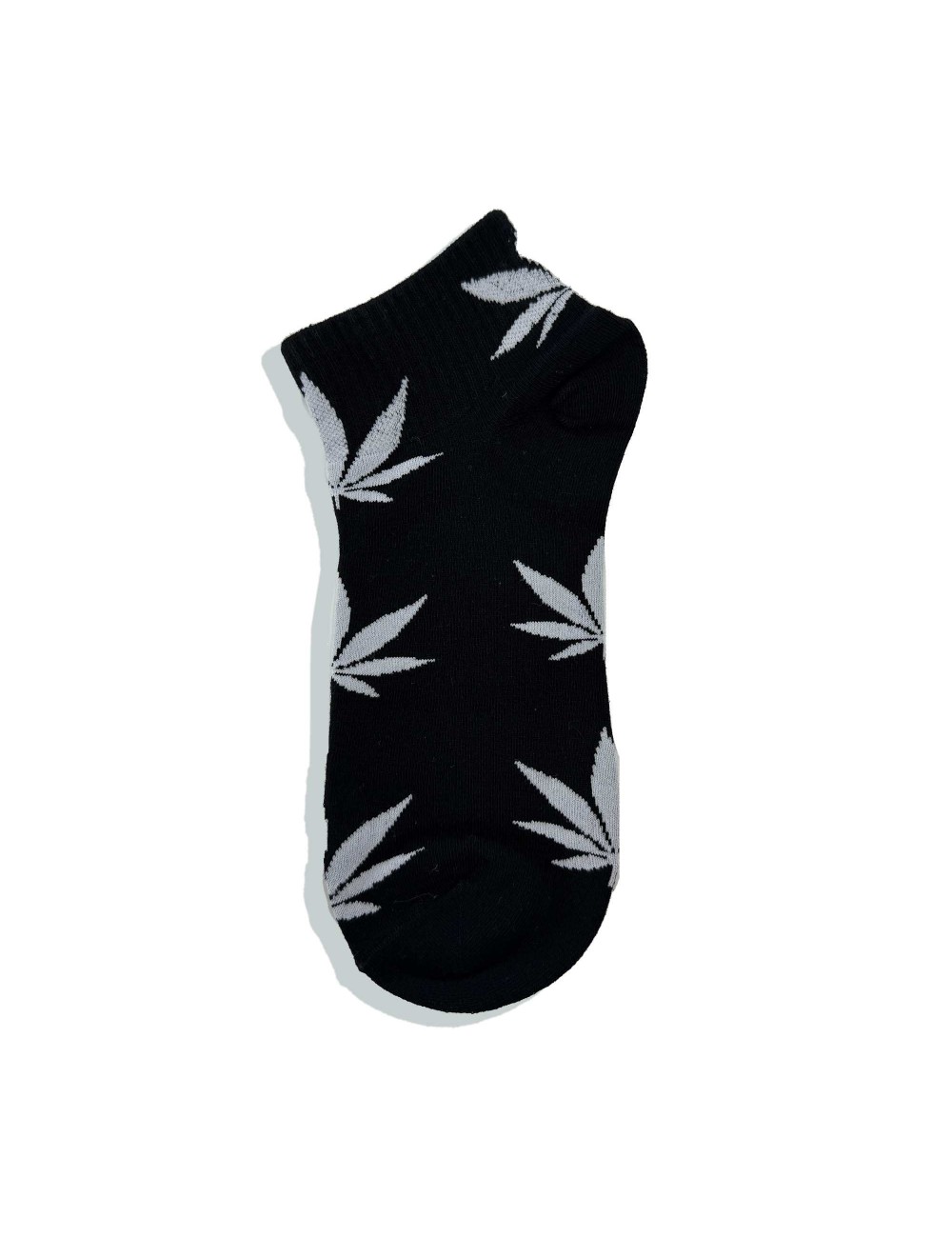 Schwarze Socken mit weißen Cannabisblättern